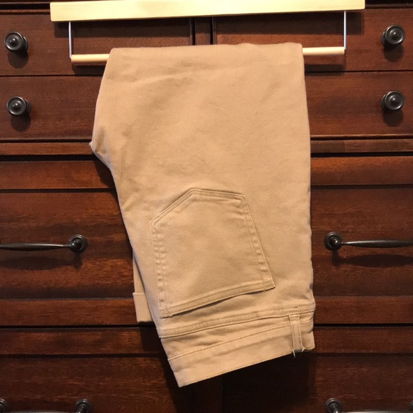 Chaps Denim - Chaps Women’s Kahki Jeans size 6 in excellent condition please see all photos